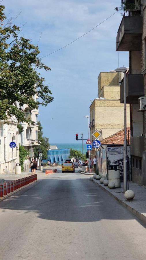 Black Sea Апартамент Варна